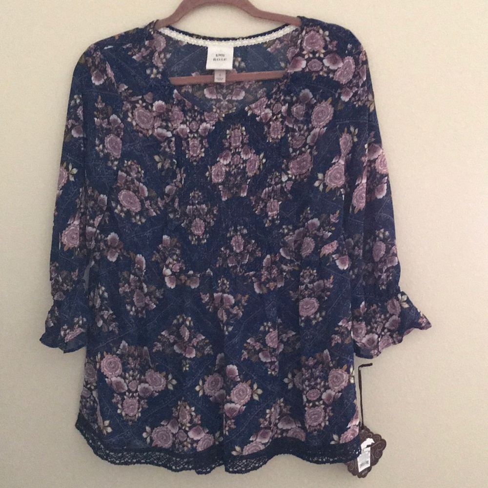 💥30% OFF BUNDLES💥 NWT Knox rose floral blouse - Picture 2 of 8